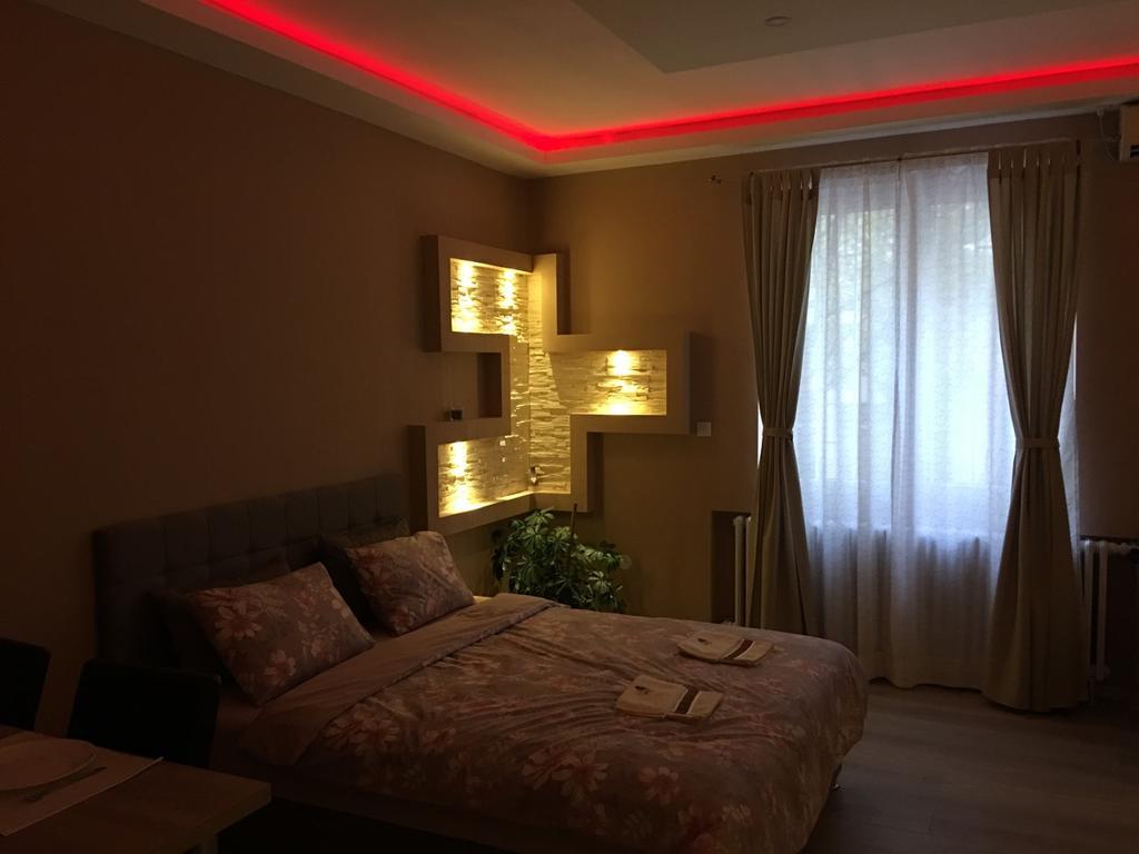 Apartamento Piazza Belgrado Exterior foto